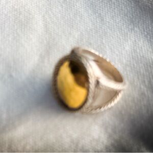 Beautiful silver and brass women’s statement Ring, size 6.5-7